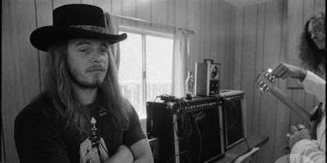 On October 20, 1977, <b>Ronnie</b> <b>Van</b> <b>Zant</b> <b>died</b> of non-communicable disease. . Ronnie van zant net worth at death